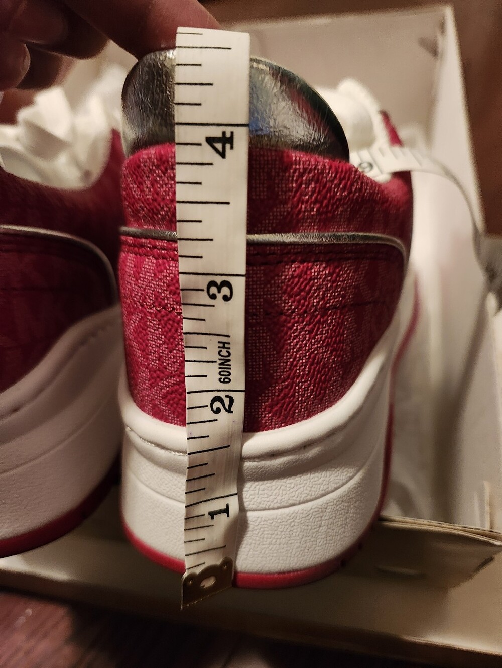 Michael Kors White & Red Logo-Panel Kids Sneakers - Picture 9 of 12